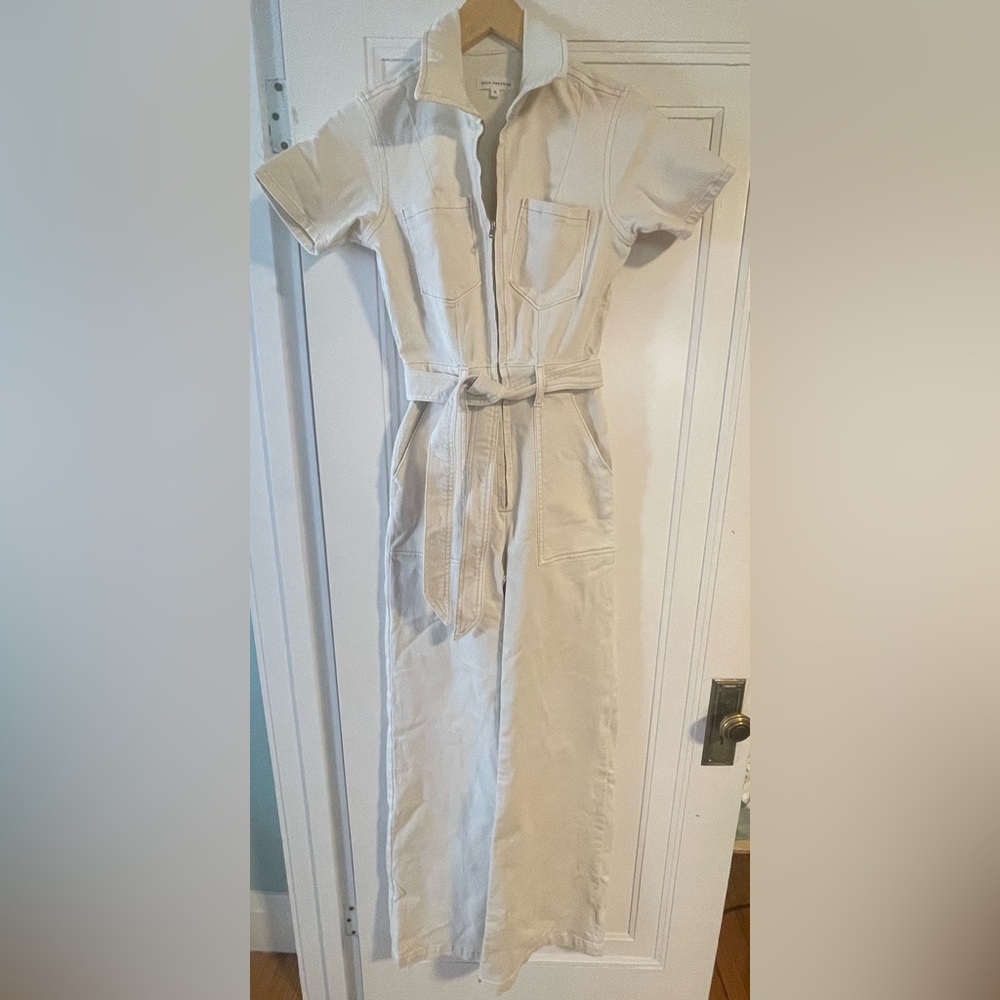 Good American bone color Jumpsuit worn once less then an hour for a photo shoot